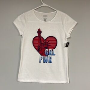 City Streets shite Girl Graphic Power Tee, NWT, New York, XL, Looks like Medium